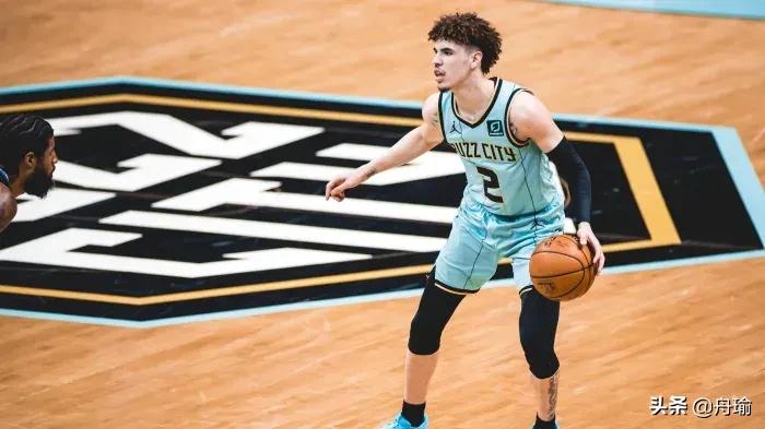 nba赛后采访保罗布克,nba球员回应欧文