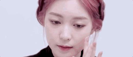 吴昕演技进步,吴昕尴尬演技盘点