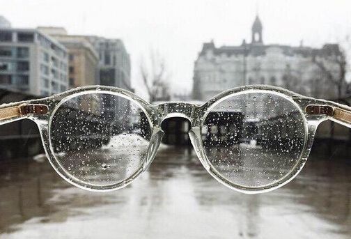 雨季防雨技巧,雨季出门小窍门是什么