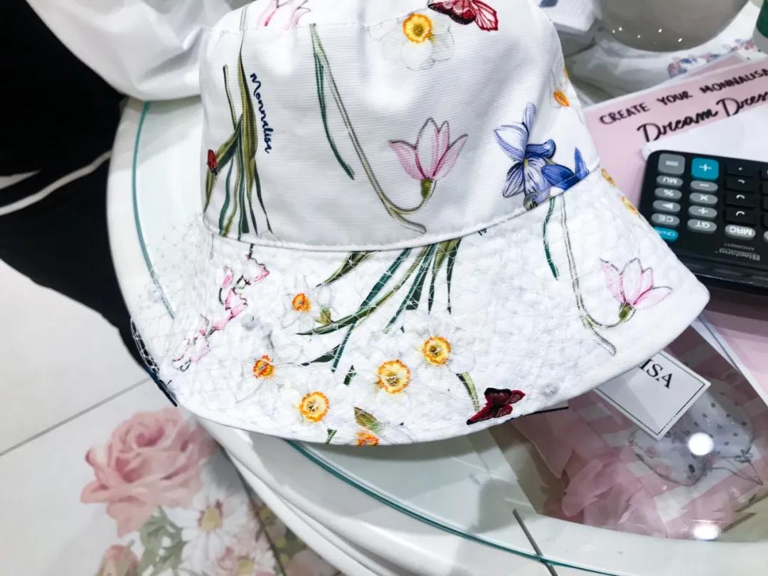 出游必备的儿童防晒帽啷个选？成都市面上17款儿童帽测评来了