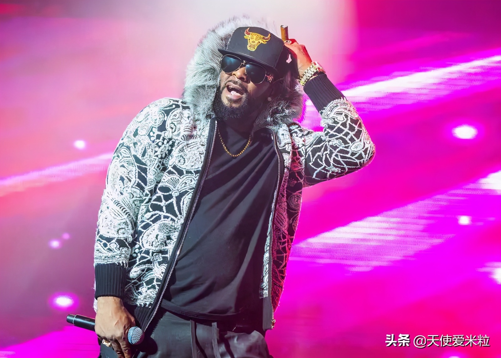 天王巨星R.Kelly的真面目：虐待性侵女性，受害者未成年