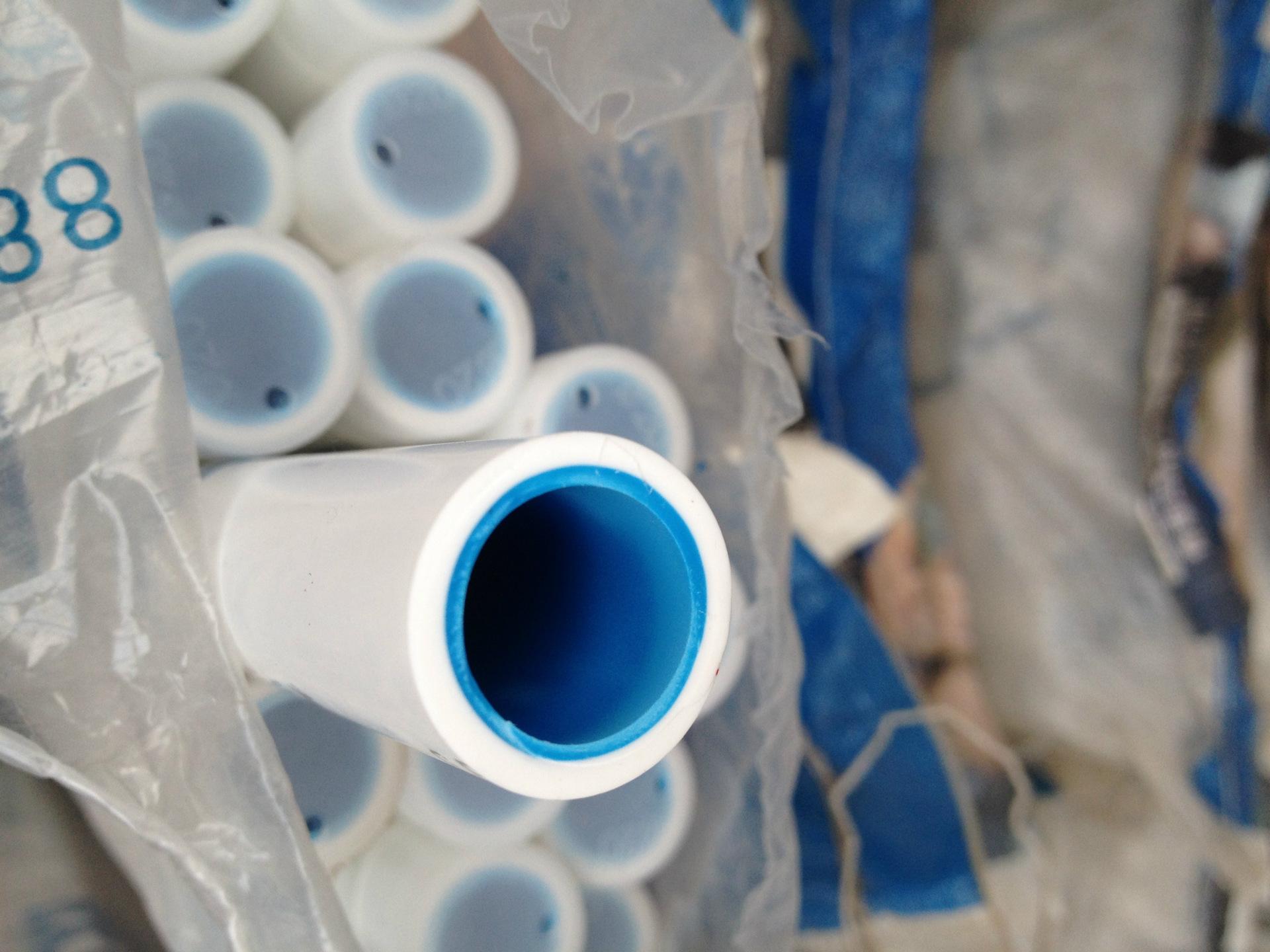 家装水管是选联塑还是伟星好？老师傅说出真相，选对了能省1万元