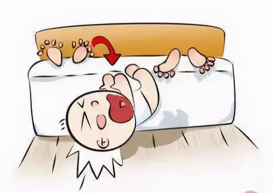 宝宝如何避免掉下床,宝宝翻身怎么预防掉床