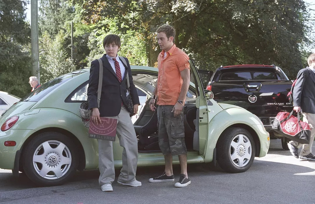 足球尤物与男主对话,足球尤物和谁在一起了