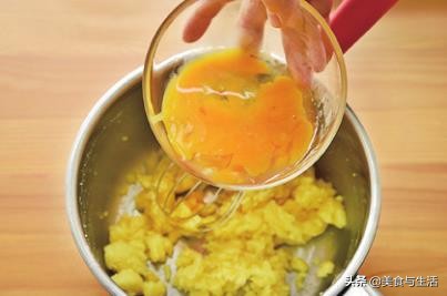 亲手做的泡芙好吃到爆,自己在家怎么做泡芙简单又好吃