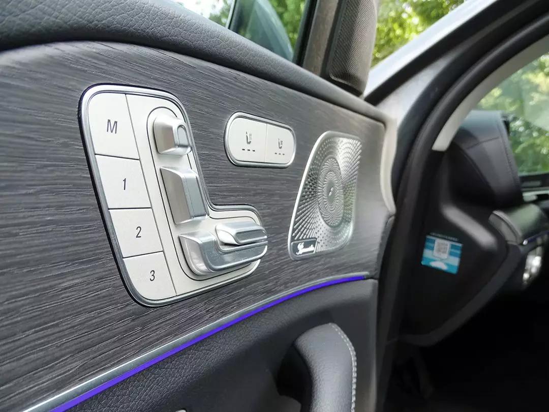 奔驰gle轿跑深度试驾评测,奔驰gle350和450哪个销量好