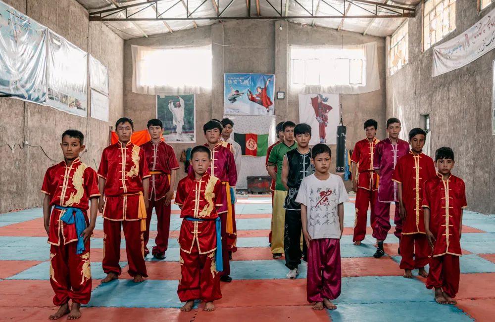 罩袍下的阿富汗,罩袍阿富汗