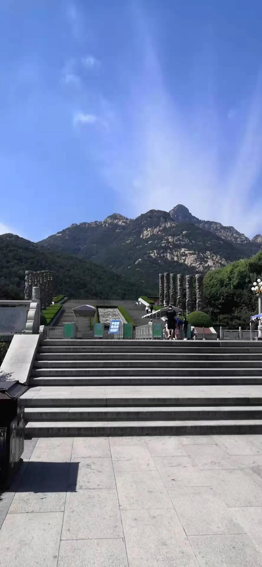 东岳泰山简介,东岳泰山之雄