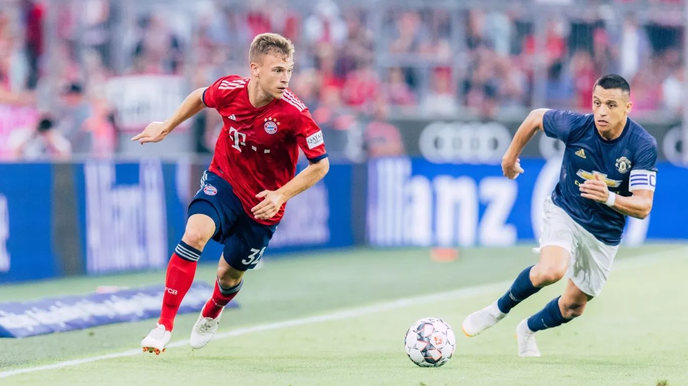 实况足球梦幻精选米利唐右后卫,实况足球最好用的右后卫坎塞洛