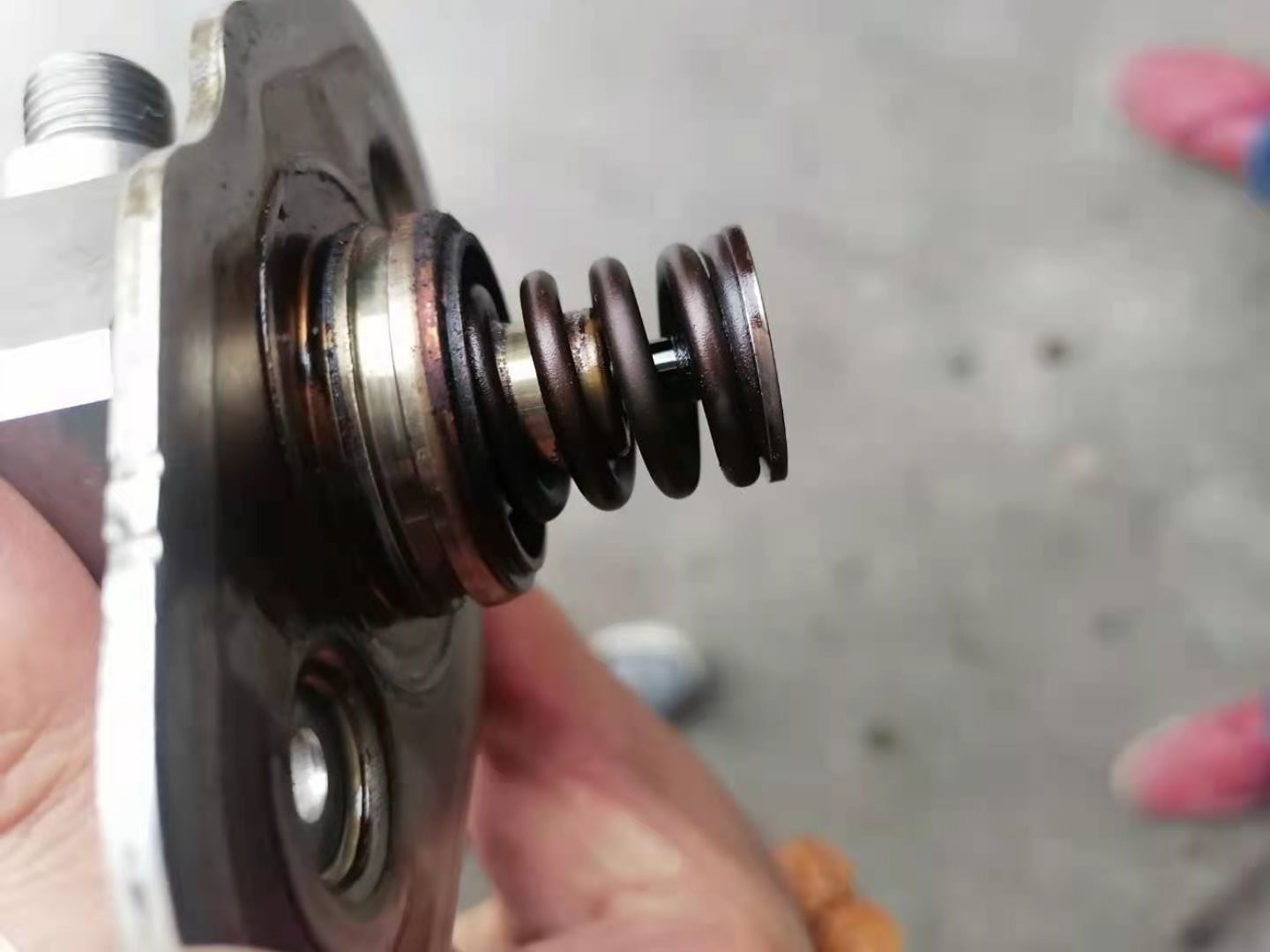 冷车抖动混合气过浓的排除方法,汽车混合气过浓怠速抖动