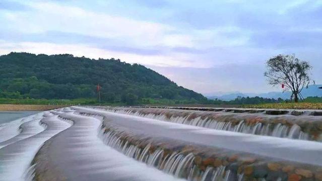 绍兴爬山十大网红景点,浙江绍兴梯田瀑布
