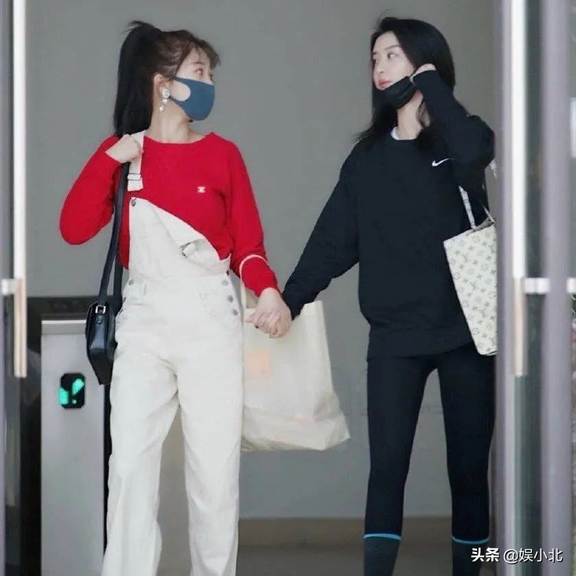 虞书欣对赵小棠撒娇,当赵小棠遇到虞书欣