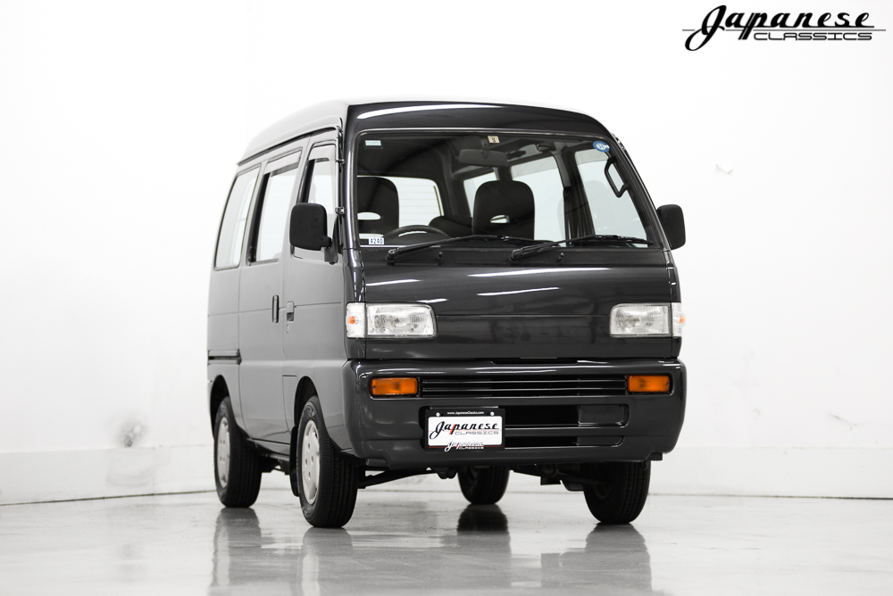 谁说面包车都得破破烂烂？这台93年二手铃木开瑞就精致的让人喜欢