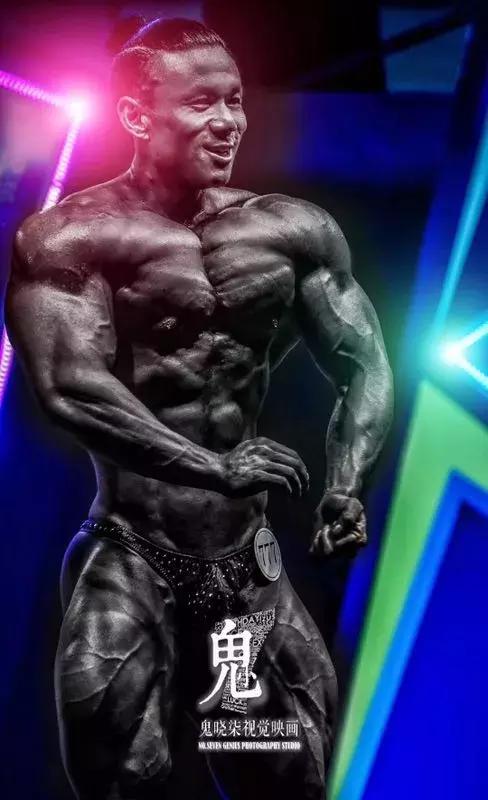 一健成名健身教练现状,一健成名老板多大了