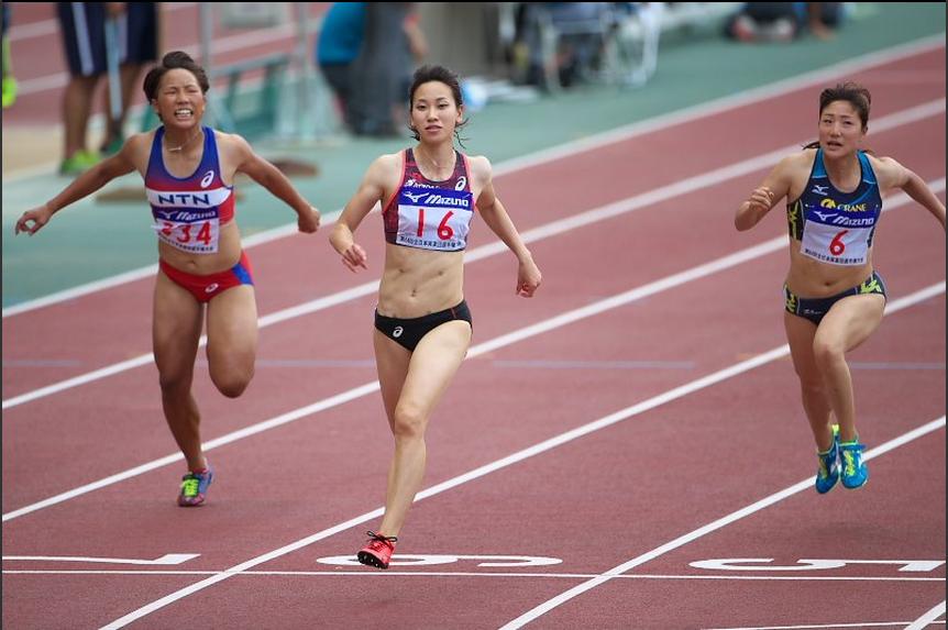 韦永丽100米99秒,韦永丽43秒35米接力夺冠