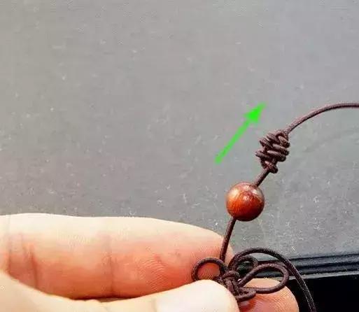 换珠串绳子最快的方法,换绳打结的方法视频
