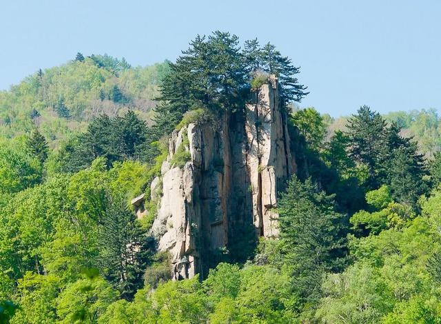 河北承德两座山峰,承德市最神秘的山
