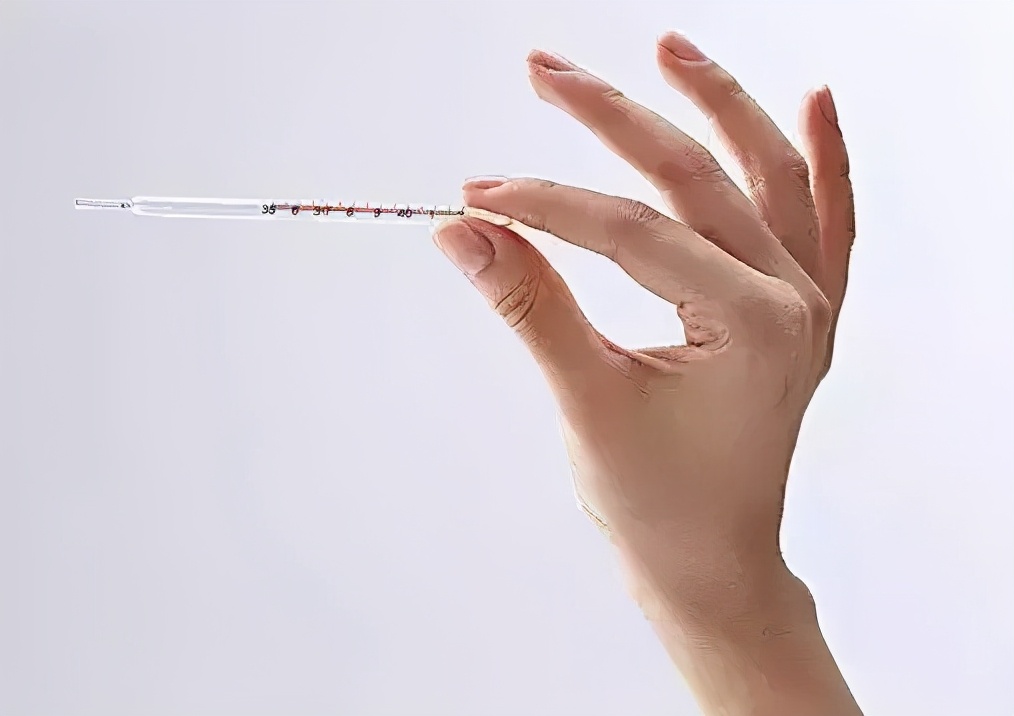 长期头部发烧但身体不烧怎么回事,长期不发烧的害处