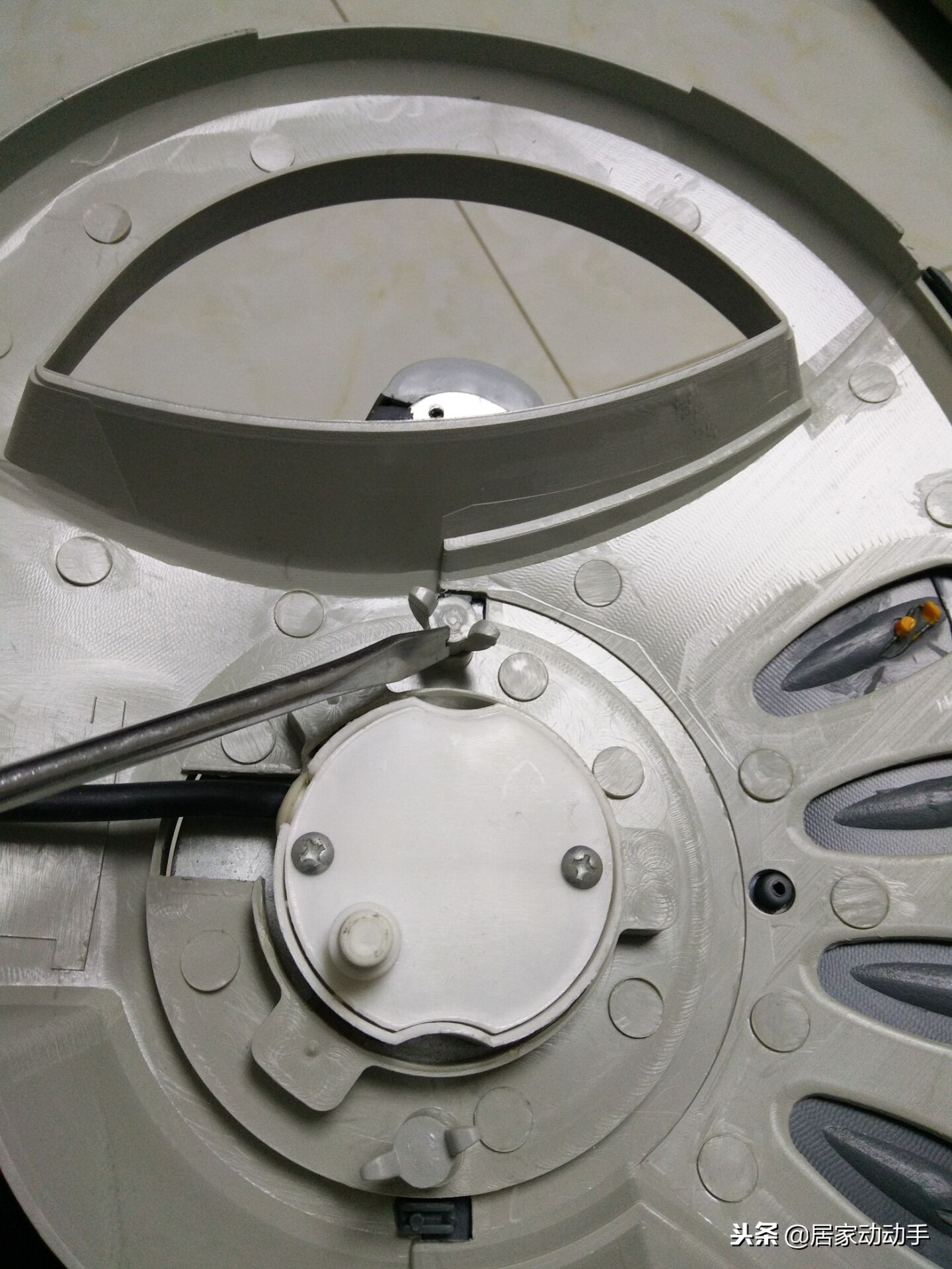 浴室取暖器灯管更换,取暖器石英管更换