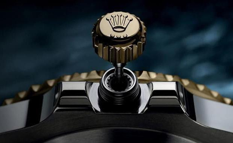 不同系列的劳力士logo都不一样吗,劳力士标志logo有几个