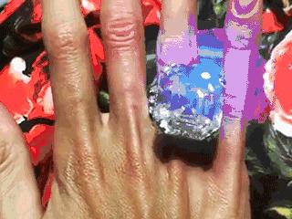 买钻戒应具备哪些技巧,选钻戒的正确方法