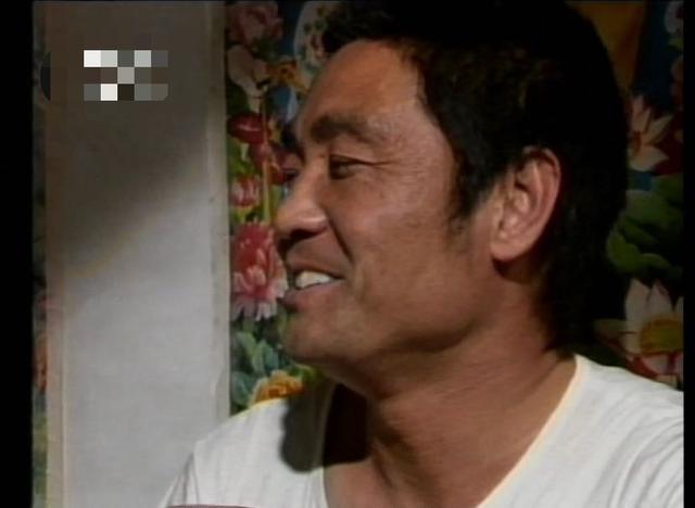 篱笆女人和狗小庚媳妇谁演的,篱笆女人金锁挣钱回家请全家吃饭