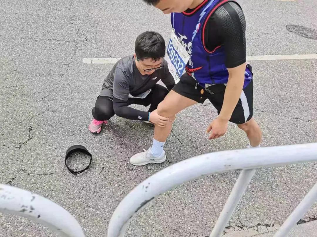 6岁男孩跑步2公里,马拉松2024年半马赛程