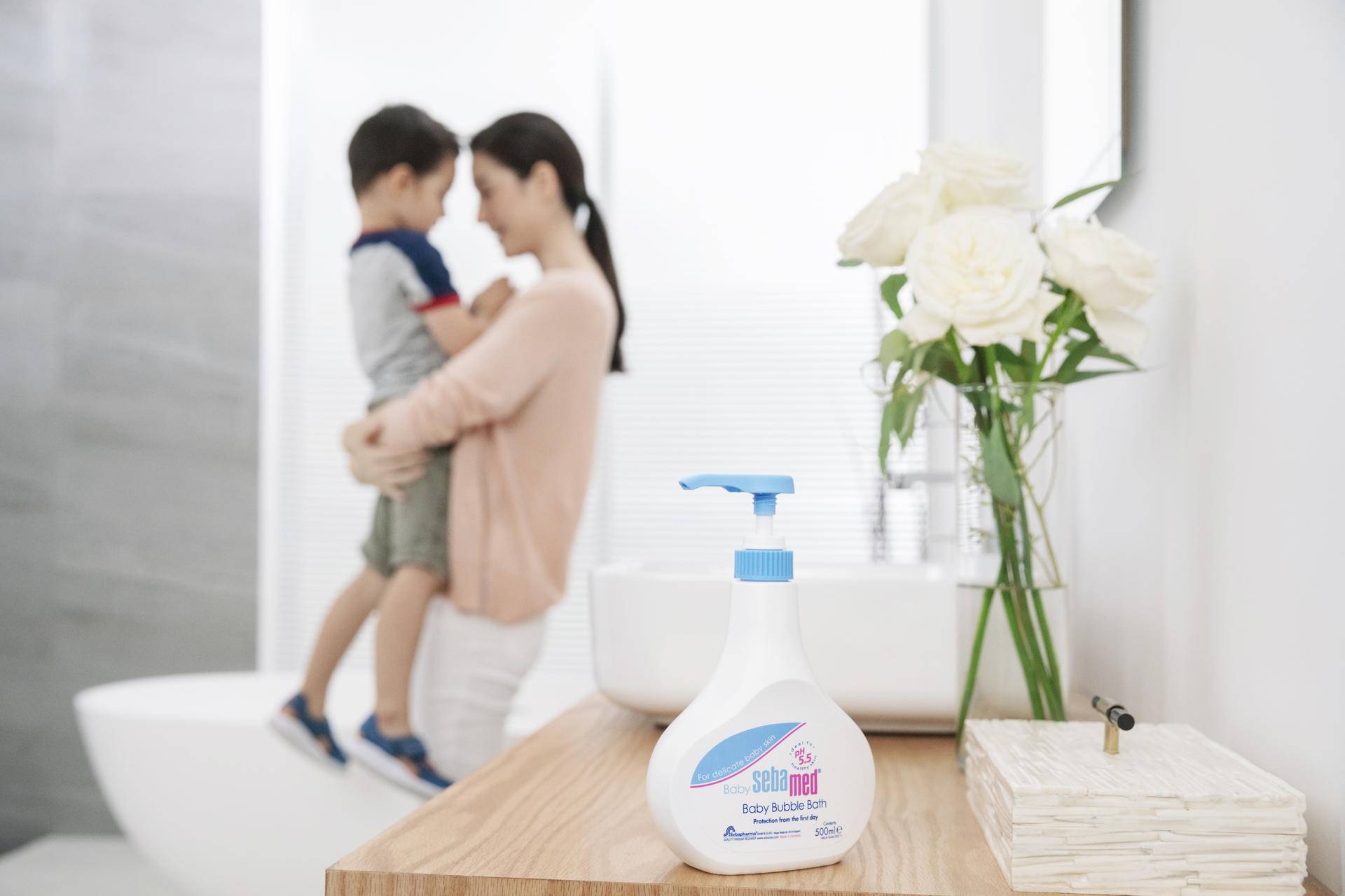 我们来看一下女王节的爆款好物,新女王节好物推荐