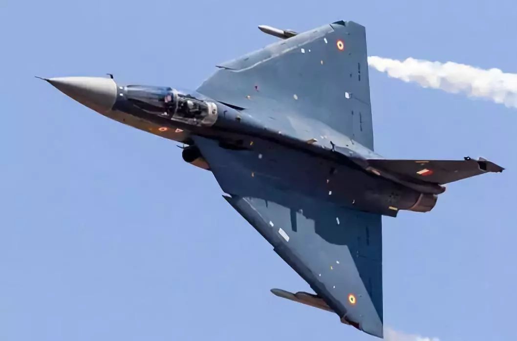 日增长病例,日增病例