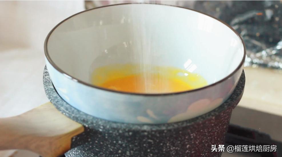 不用吉利丁不用烤箱做提拉米苏,没有手指饼干没有烤箱的提拉米苏