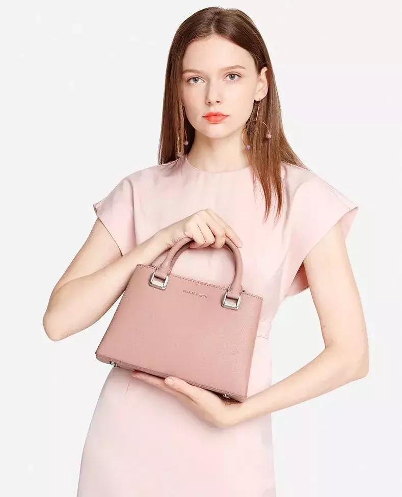 女律师正装应该穿什么,女律师怎么穿衣服