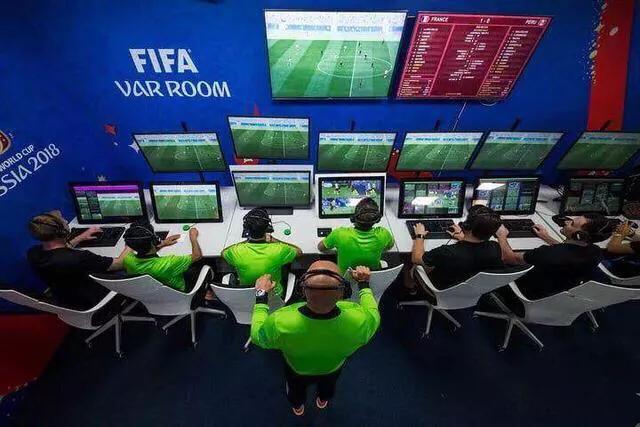 足球赛场最新的黑科技,当足球遇到黑科技