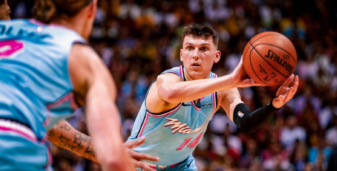 主场不败金身告破，但超巨加持新秀集体爆发的他们是今年最大黑马