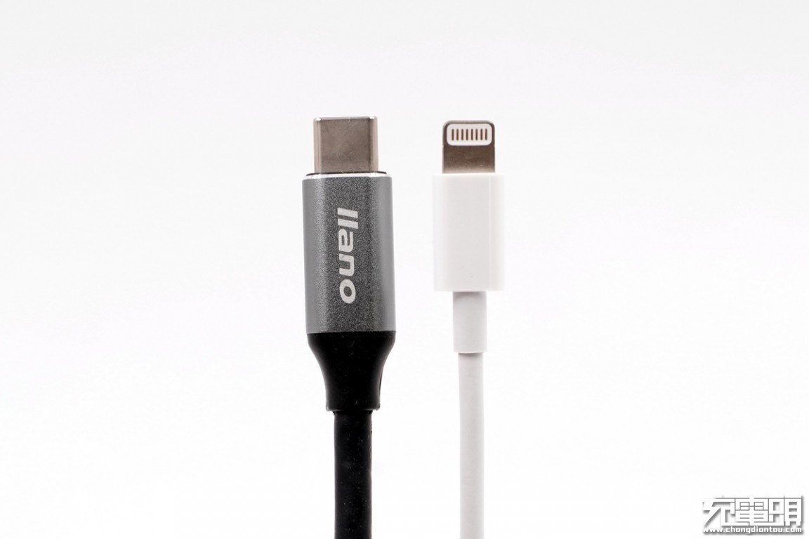 绿巨能22.5瓦充电器,绿巨能18w移动电源评测