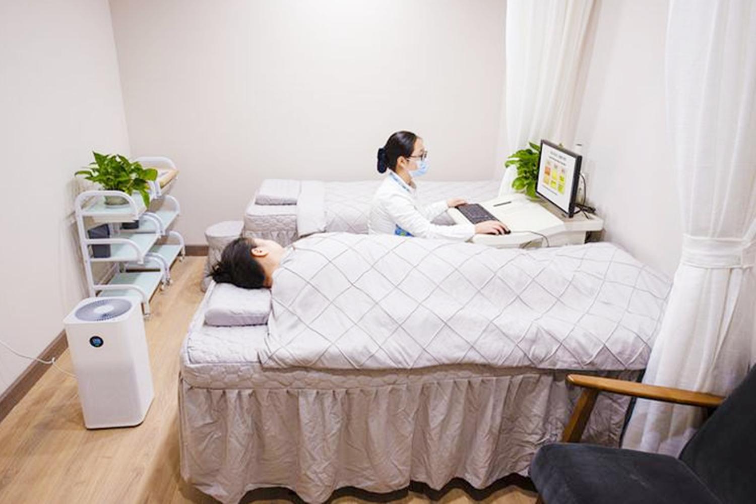 宝妈第一次涨奶怎么办,妈妈涨奶了怎么样快速解决涨奶