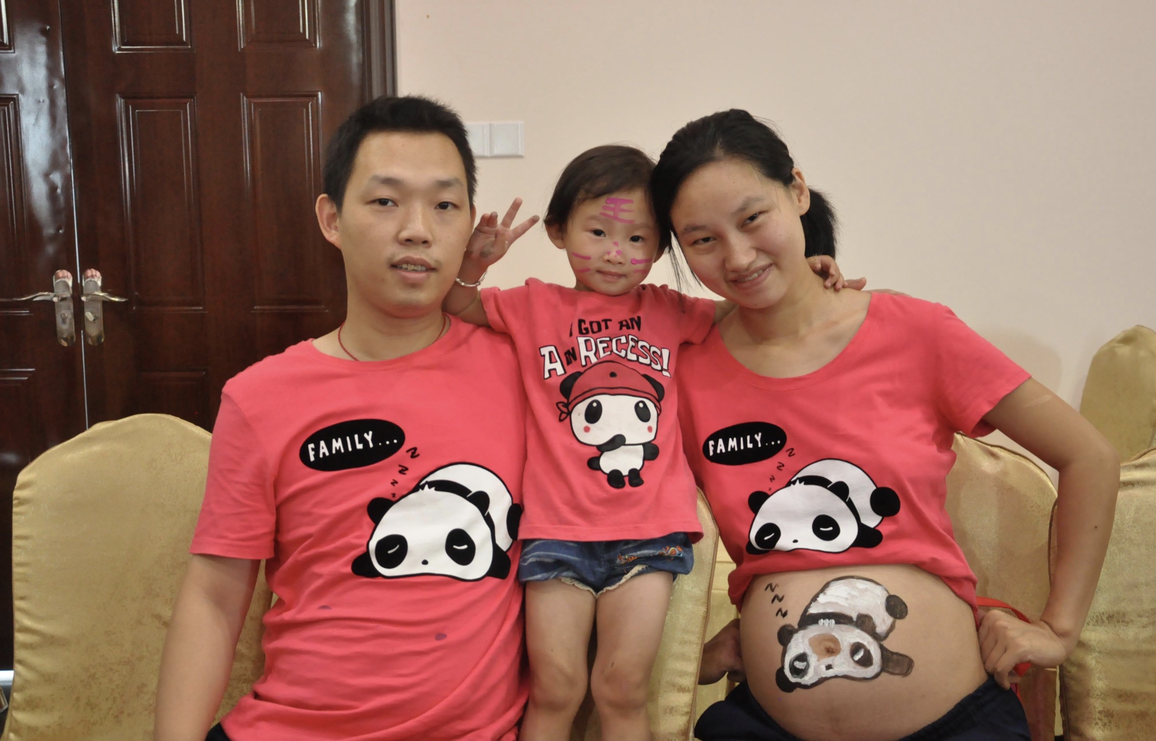 最苗条孕妇走红视频,最苗条产妇火了