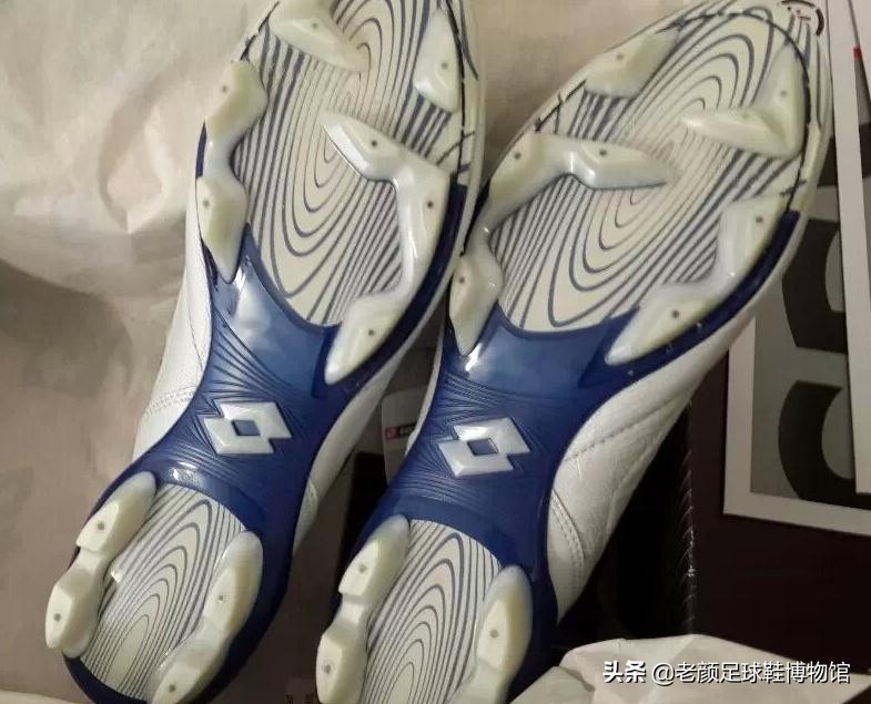 梅西夺大力神杯球鞋价值,梅西美洲杯签名球鞋