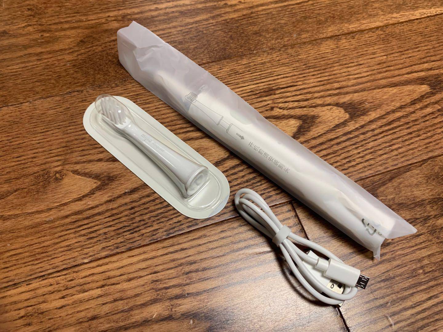 真我电动牙刷n1和小米t100,便宜点电动牙刷值得买吗