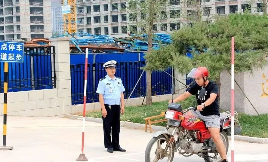 鄂州哪里能考取摩托车驾驶证,60岁以上可以考取摩托车驾驶证吗