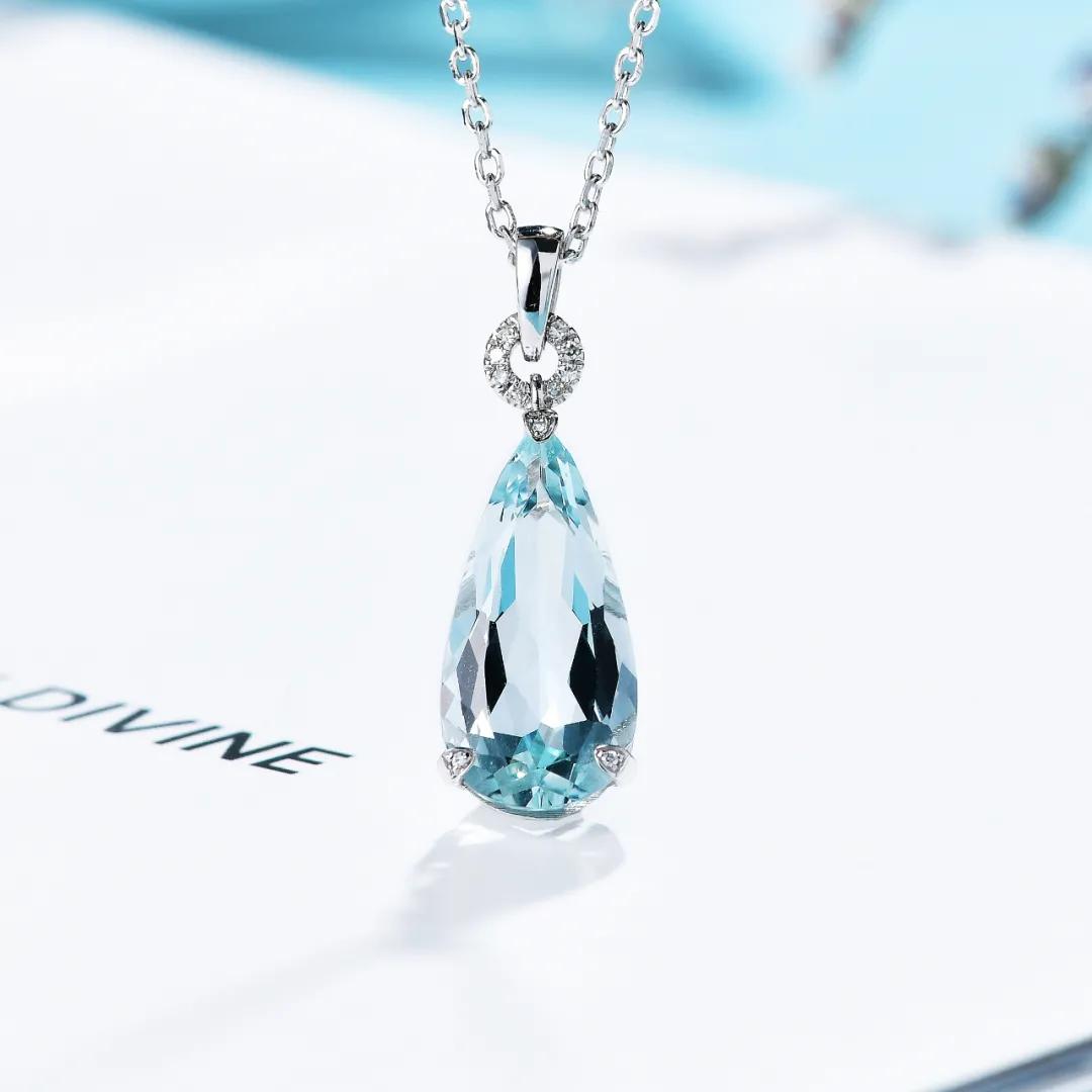 喜欢海蓝色五行喜什么,喜欢海蓝之谜