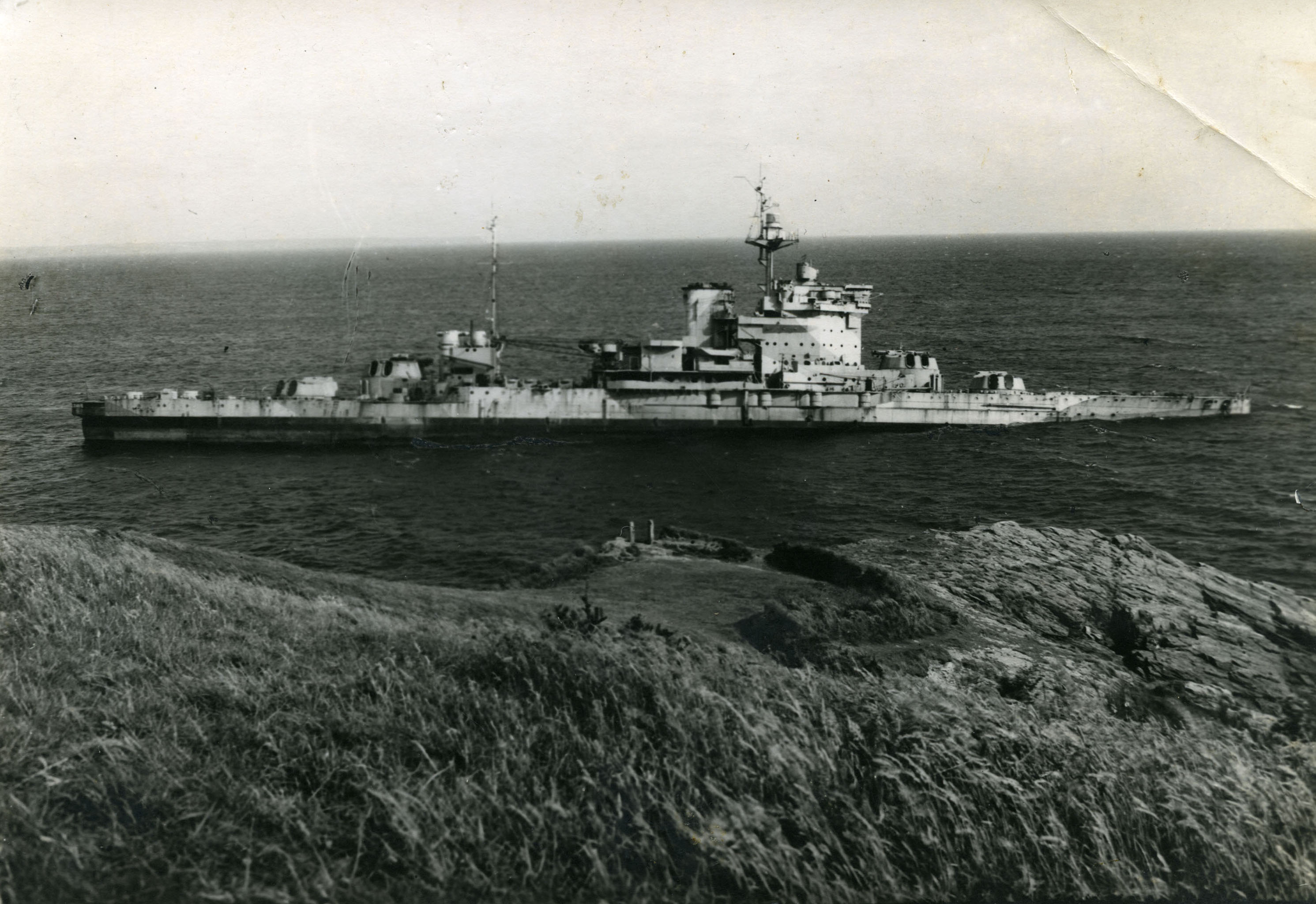 英雄谢幕传奇永存,1——HMS厌战号甲板柚木烟灰缸——最后的航迹