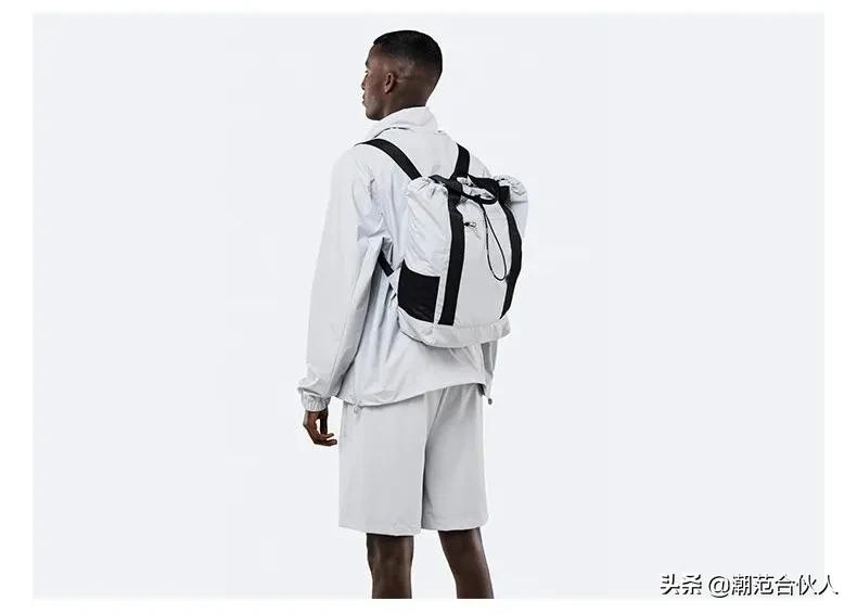 终于开学了！500块能买到哪些巨好看的新书包？