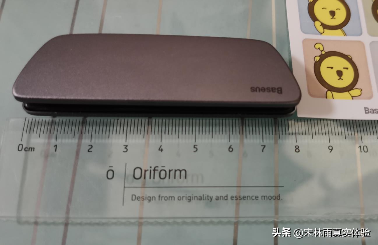 倍思车载香薰,藏巧于拙的视频