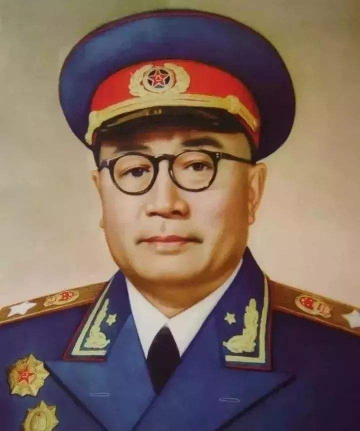 他经历了中国革命战争的全部过程，几十万敌军斗不过他的一只眼睛