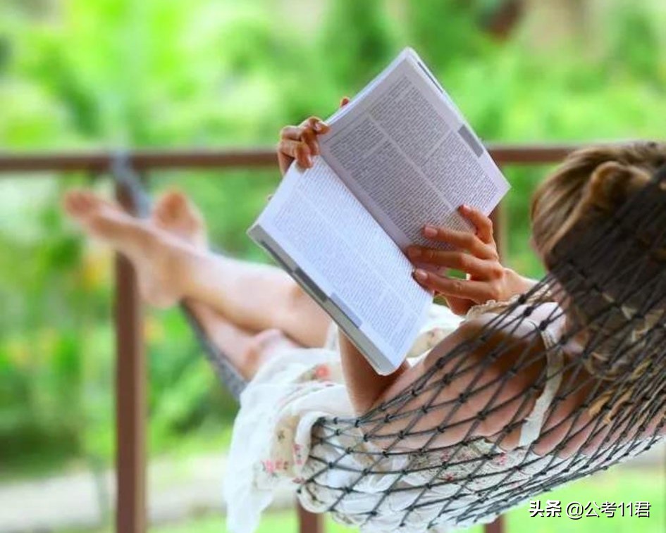 麦田里的守望者适合初中生看吗,推荐麦田里的守望者这本书