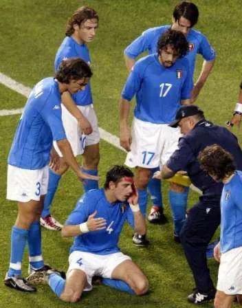 希丁克2002年什么事,斯坦福桥惨案希丁克