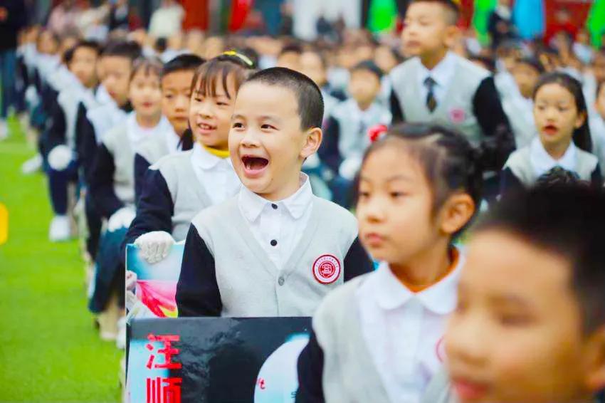 巴蜀小学体育,巴蜀小学运动会开幕式