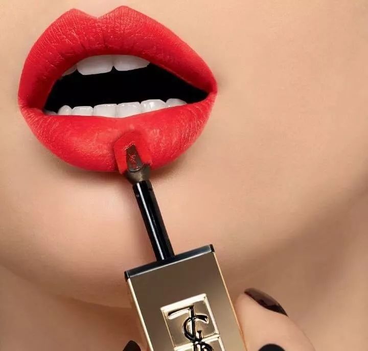 这套口红数量也是破纪录了，26支不重复，相互叠涂可出*0色8**号，服