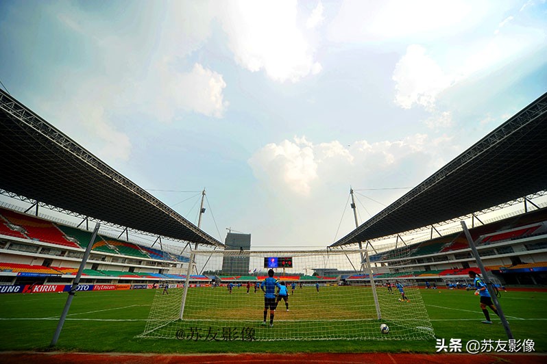 南京体育中心体育场,南京江宁体育中心体育场