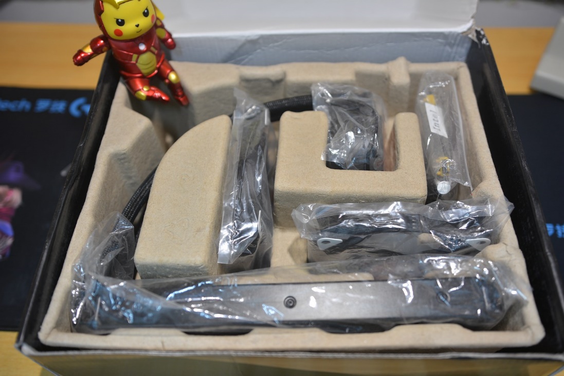 金河田银狐120一体水冷评测,金河田240水冷寒冰